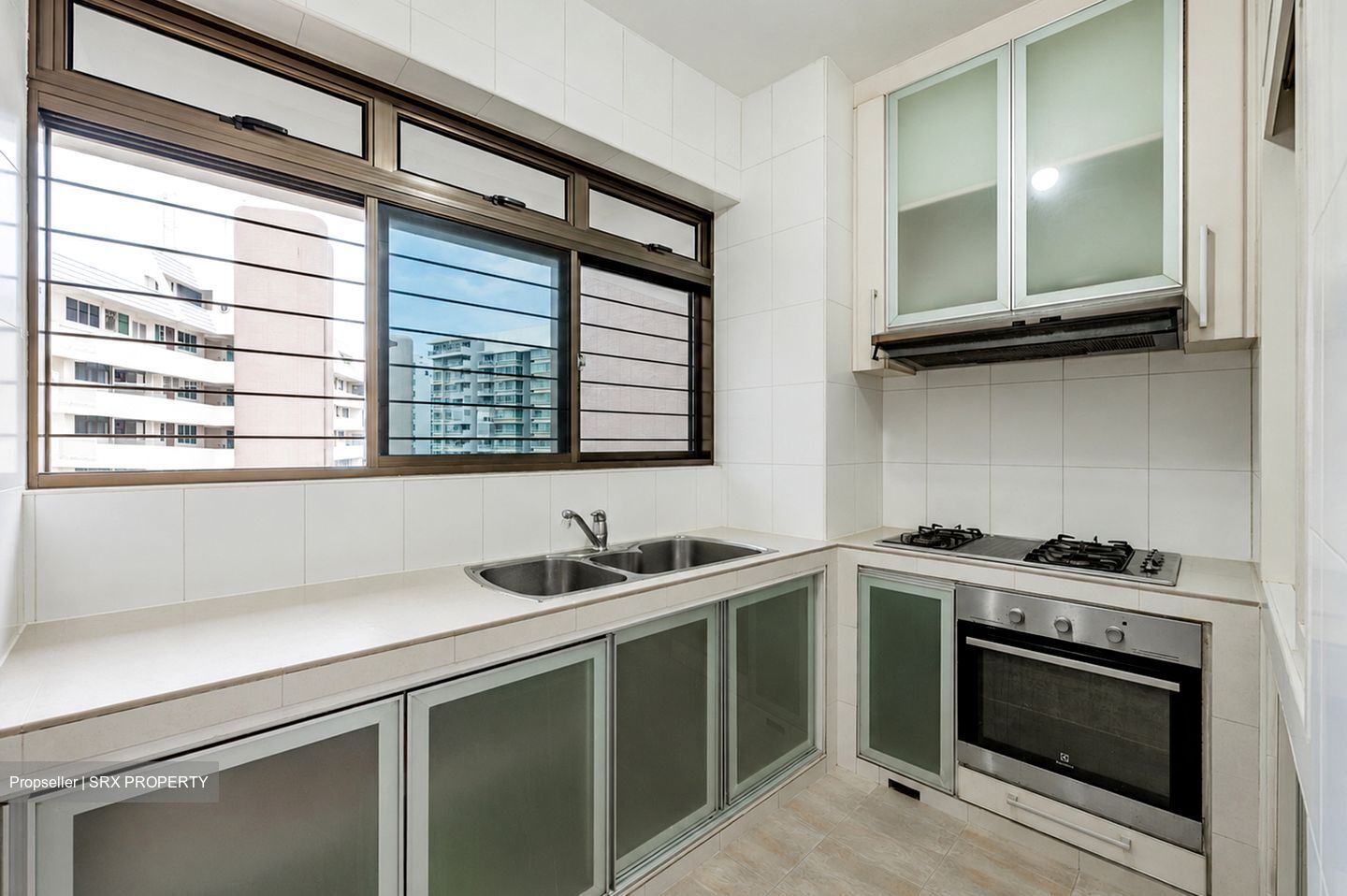 Lakepoint Condominium (D22), Condominium #555035201